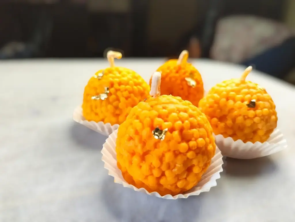 Motichur Laddu Candle