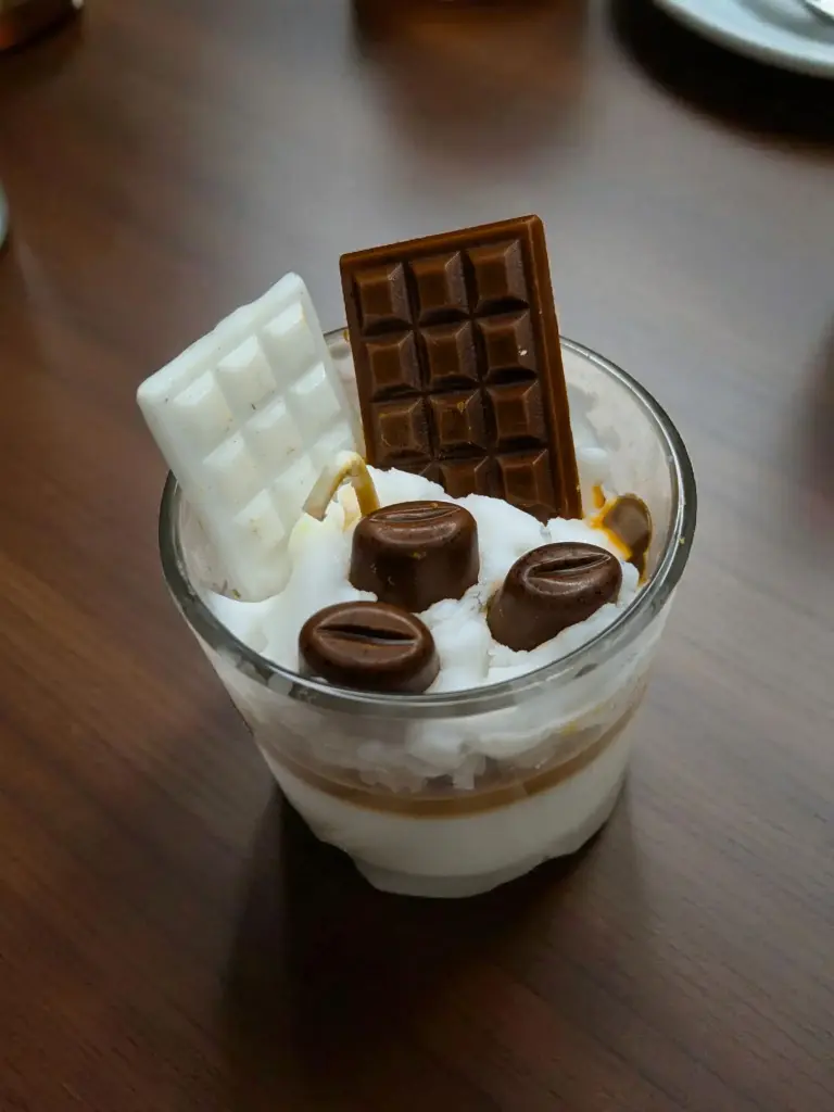 Hot chocolate candle