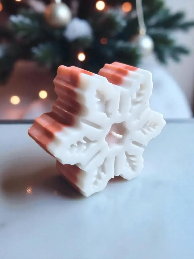 Snowflake candle