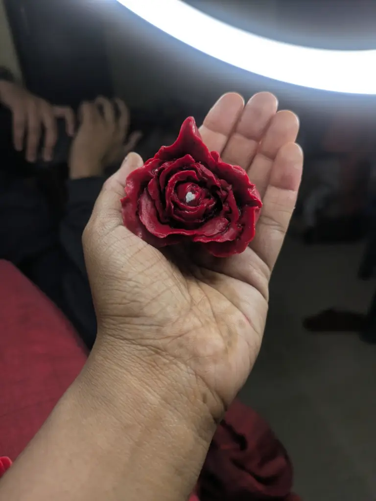 Heart flower candle