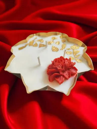 Urli Candle
