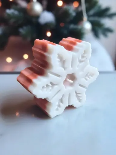 Snowflake candle